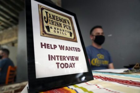 US jobless claims unchanged at 205,000