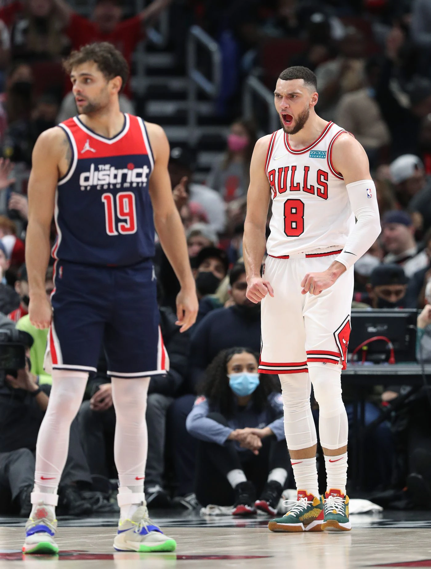 Chicago Bulls guard Zach LaVine (8) yells after making a basket and drawing a foul in the third quarter against the Washington Wizards at United Center on Jan. 7, 2022, in Chicago.