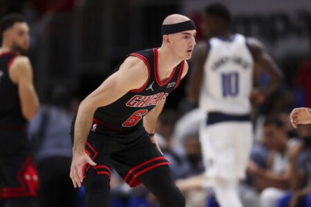 Alex Caruso enters the NBA’s health and safety protocols, becoming the 18th Chicago Bulls player or coach sidelined by COVID-19