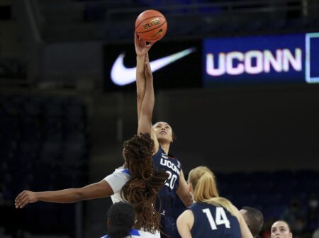 UConn women’s basketball rallies to beat DePaul, 80-78, off Caroline Ducharme’s game-winner as Christyn Williams, Azzi Fudd make their returns