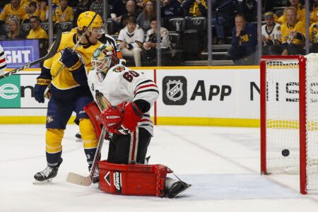 Chicago Blackhawks start the new year with an ugly 6-1 loss to the Nashville Predators