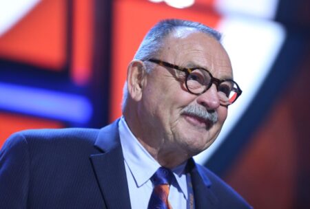 Dick Butkus trolls Aaron Rodgers (again) on Twitter as ex-Chicago Bears players celebrate the end of the Green Bay Packers’ season