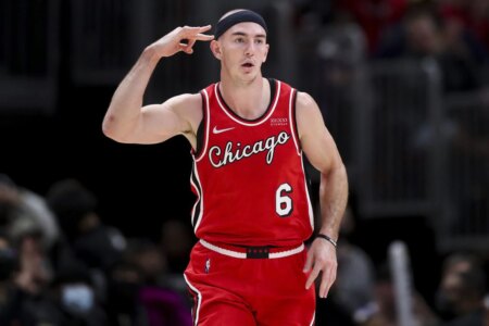 Alex Caruso remains in COVID-19 protocols, and the Chicago Bulls guard is unlikely to return for Friday’s game vs. the Golden State Warriors