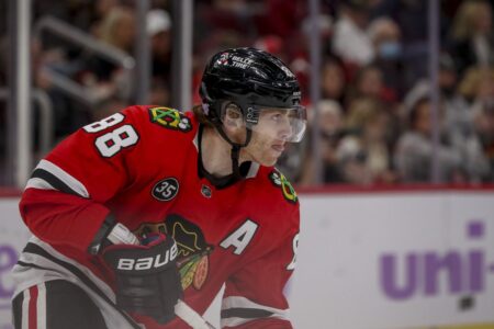 8 resolutions for the Chicago Blackhawks in 2022, including forging an identity and giving the fans a reason to come back