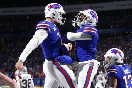 Buffalo Bills rout the New England Patriots 47-17 behind Josh Allen’s 5 touchdown passes