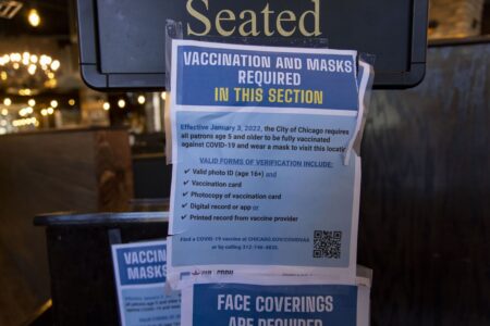 Chicago cites 10 restaurants, 6 other businesses for violating vaccine requirement order