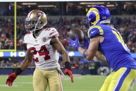 Los Angeles Rams will play in the Super Bowl at their home stadium after rallying past the San Francisco 49ers 20-17