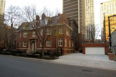 Greek Orthodox Archdiocese sells 35-room Gold Coast mansion for $3M