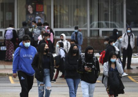 Pritzker school mask mandate losing steam as school districts go mask optional