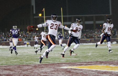 ‘He definitely changed the game.’ Examining Devin Hester’s clear case to be the 1st returner in the Pro Football Hall of Fame — in his 1st year on the ballot.