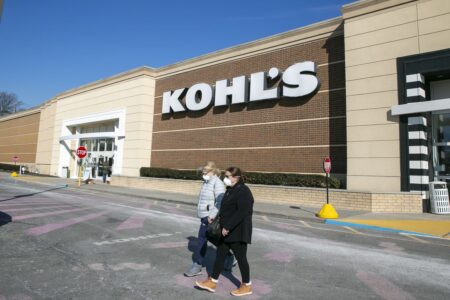 Kohl’s: Buyout offers undermine value of business