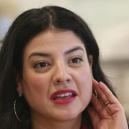 Gov. J.B. Pritzker endorses Chicago City Clerk Anna Valencia in secretary of state’s race