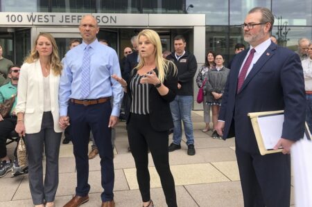 Mokena Catholic school parents back parent/deputy at hearing on disorderly conduct charge