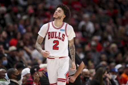 Lonzo Ball endures another setback in his recovery from knee surgery, but the Chicago Bulls aren’t shutting him down yet