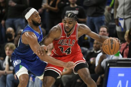 Column: Patrick Williams says the Chicago Bulls ‘can play with any team,’ including the Milwaukee Bucks. The season series says otherwise.