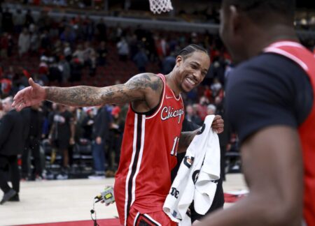 Column: DeMar DeRozan’s 50-point night is another one for Chicago Bulls fans to savor