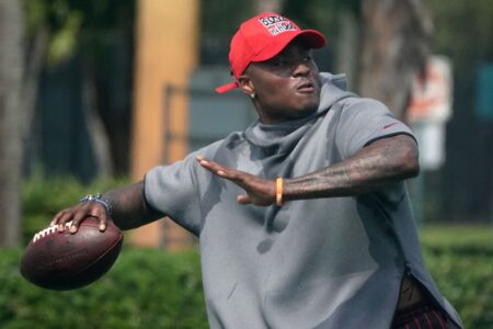 NFL quarterback Dwayne Haskins had run of of gas before he was struck and killed on I-595, wife says