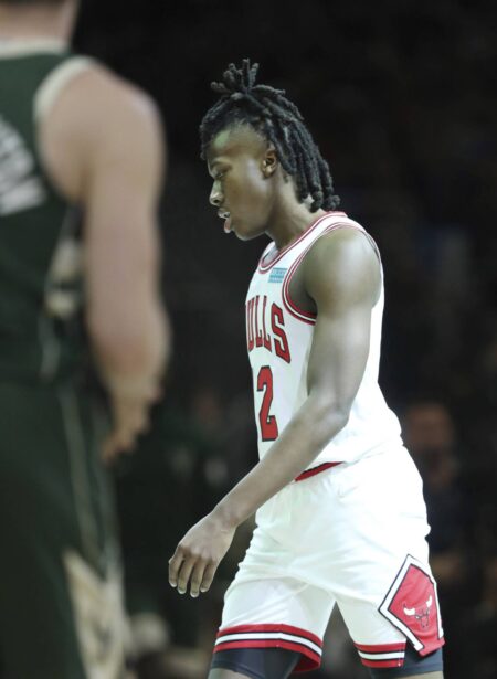 Column: Chicago Bulls coach Billy Donovan had to deal with adversity all season, and Game 5 was no different