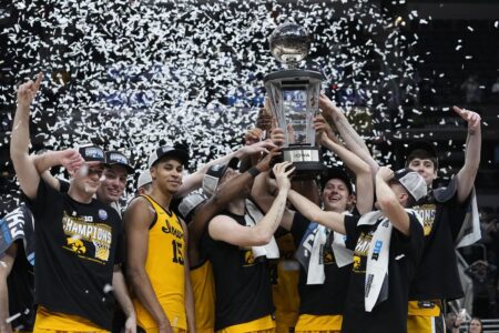Big Ten basketball tournaments heading to Chicago and Minneapolis