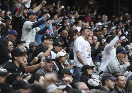 Column: Chicago White Sox fans pick up in the home opener where they left off in October
