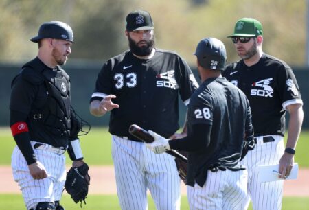 Lance Lynn likely to miss the 1st 8 weeks of the Chicago White Sox season with a torn tendon by his right knee