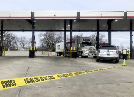 Man jailed in Illinois deputy’s shooting death makes escape attempt