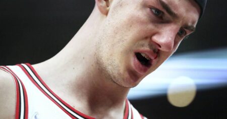 Alex Caruso is in concussion protocol and is questionable to play for the Chicago Bulls in Wednesday’s Game 5
