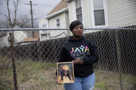 Mom seeks to buy shuttered South Side store where daughter was slain, other properties to address poverty, promote financial literacy