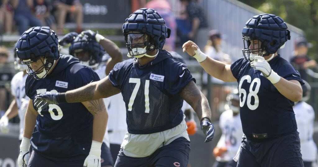 Column: When it comes to protecting Justin Fields, there was nowhere to go but up for the Chicago Bears offensive line