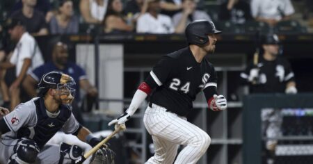 Yasmani Grandal is ‘hyped up’ to return to the Chicago White Sox after more than a month out with injury