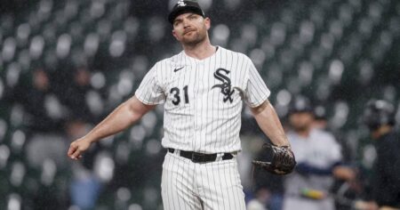 Liam Hendriks calls out gun laws after Highland Park shootings. ‘The access to the weaponry … totally needs to change,’ Chicago White Sox closer says.