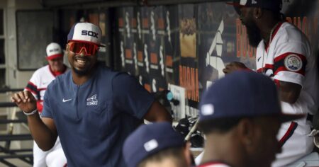 Eloy Jiménez returns to the Chicago White Sox after being reinstated from the injured list