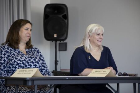 After overturn of Roe, Illinois abortion clinics say more medical providers are urgently needed to meet out-of-state demand