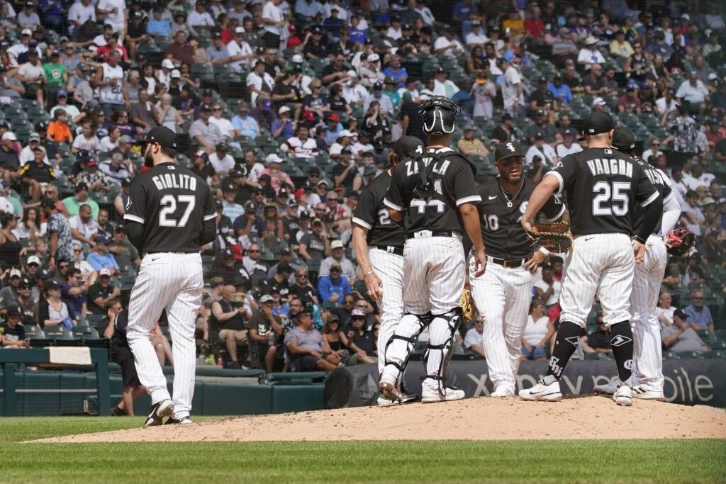 ‘Just a brutal day’: Chicago White Sox close homestand with a lopsided 21-5 loss to the Houston Astros, settling for a 4-game split