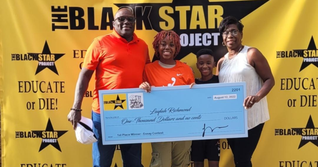 Bolingbrook High School teen wins $1,000 for essay