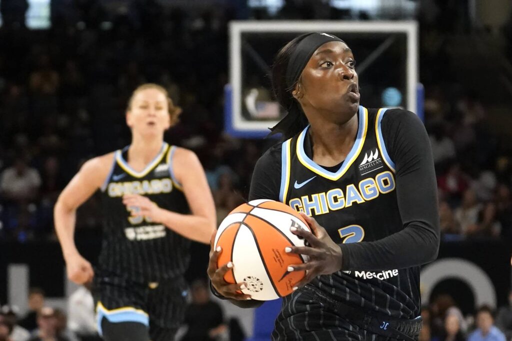 What to watch for in the Chicago Sky’s rematch with the Connecticut Sun in the WNBA semifinals, including a big frontcourt battle