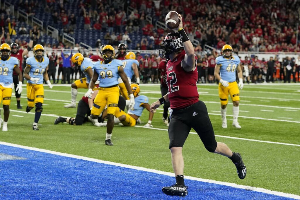 MAC football preview: Northern Illinois loading up to chase a 2nd straight conference crown