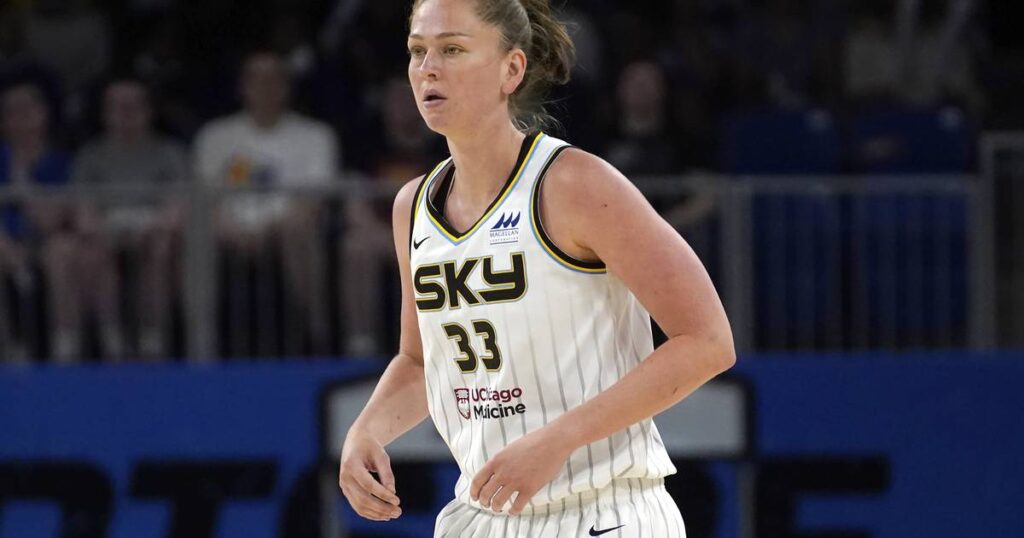 Chicago Sky set a franchise record with their 25th win, beating the Connecticut Sun 94-91 on Emma Meesseman’s late 3-pointer