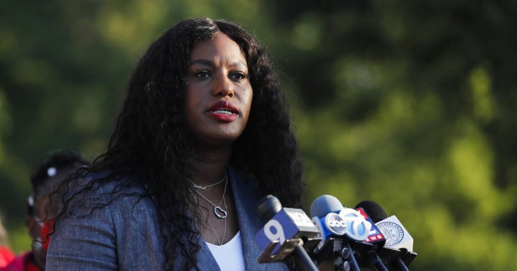 Chicago Teachers Union President Stacy Davis Gates says she won’t run for mayor in 2023 but ‘everybody’ knows the city needs a new one