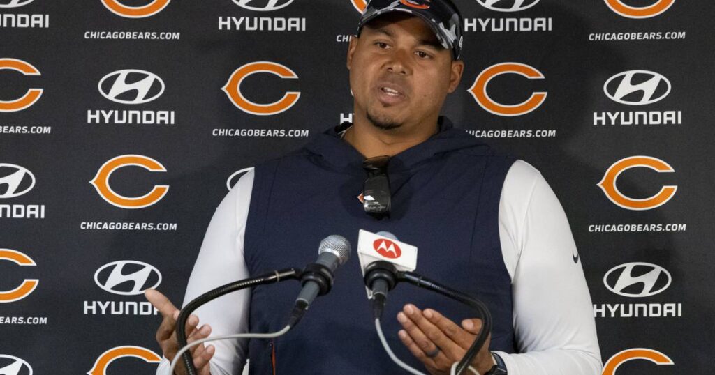 Chicago Bears Q&A: How will the Roquan Smith situation be resolved? Would Will Fuller be a good fit at WR?