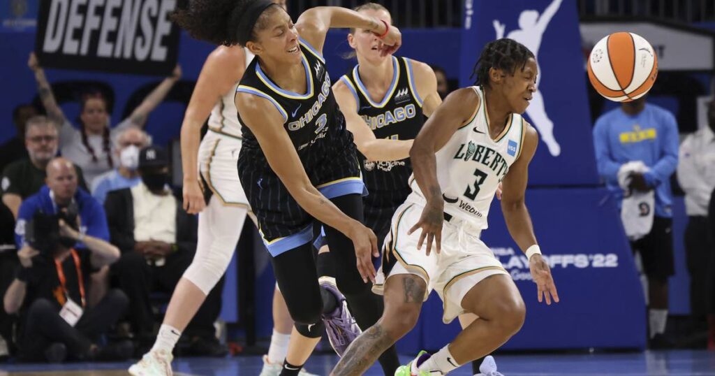 Game 1 photos: New York Liberty 98, Chicago Sky 91