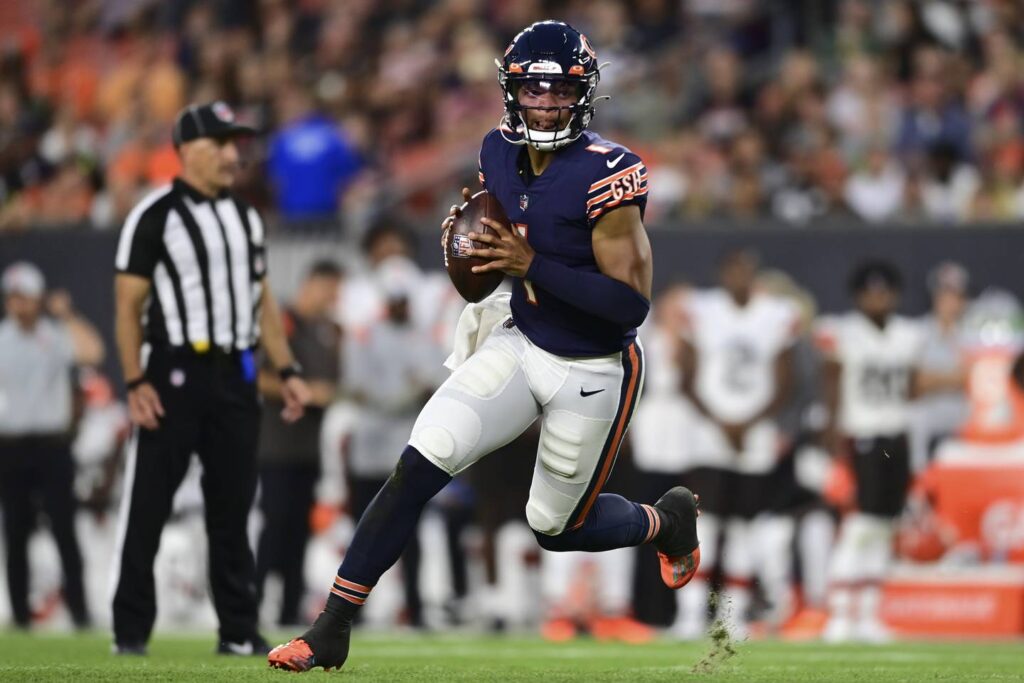 Justin Fields stars in the Chicago Bears’ 21-20 victory against the Cleveland Browns in the preseason finale