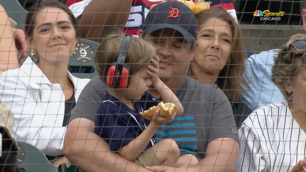 Kid who went viral for dropping hot dog at White Sox game and facepalming in regret is a quirky local 4-year-old ‘obsessed with the digestive system’