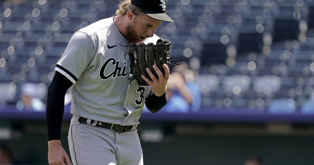 Chicago White Sox put starting pitcher Michael Kopech on the 15-day IL with a left knee strain