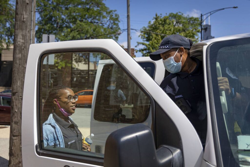 Should mental health professionals, instead of police, respond to some 911 calls? A ballot measure in November would ask some Chicago voters.