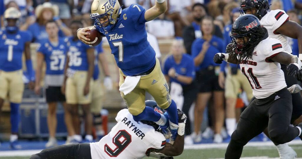 Northern Illinois loses to Tulsa 38-35 on a last-minute TD run after rallying from a 17-point deficit