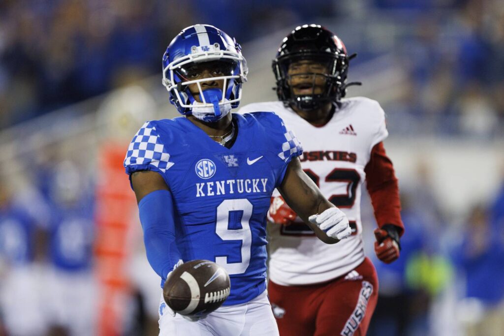 Northern Illinois’ rally falls short in a 31-23 road loss to No. 8 Kentucky, dropping the Huskies to 1-3