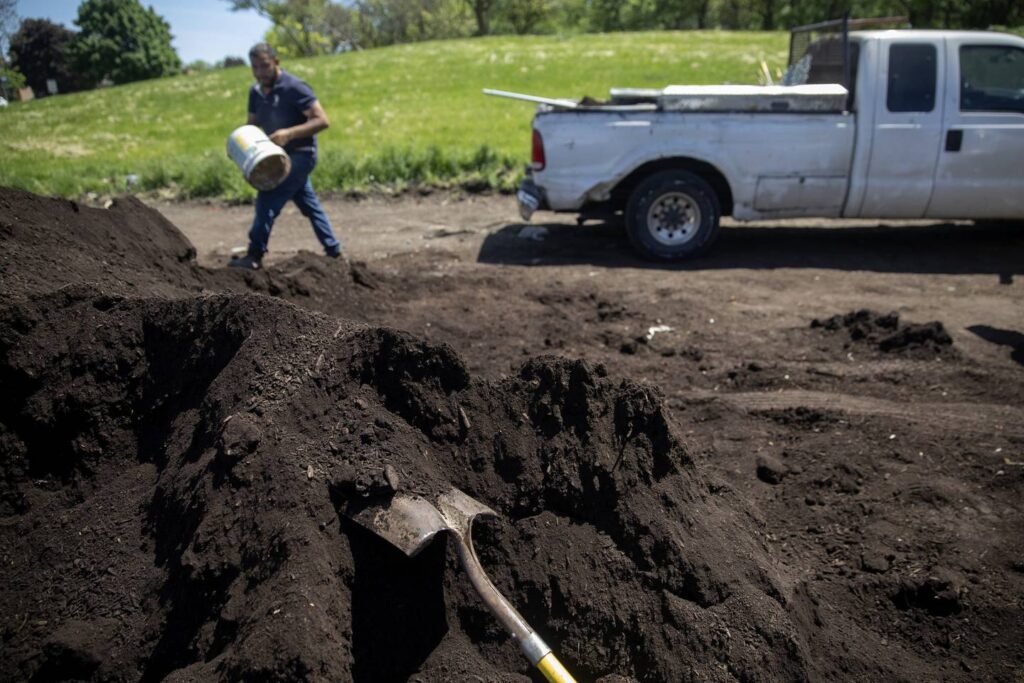 Tribune investigation: Chicago’s sewage district fails to warn gardeners free sludge contains toxic forever chemicals