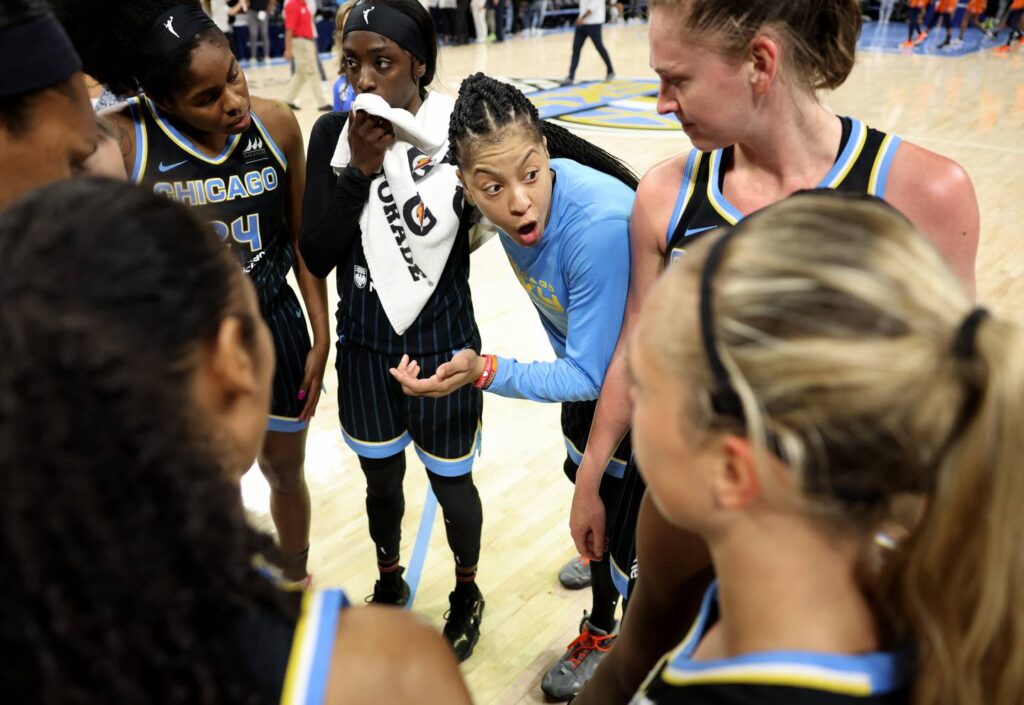 Column: Chicago Sky get even — and Serena Williams pulls off an upset — in a big night for women’s sports