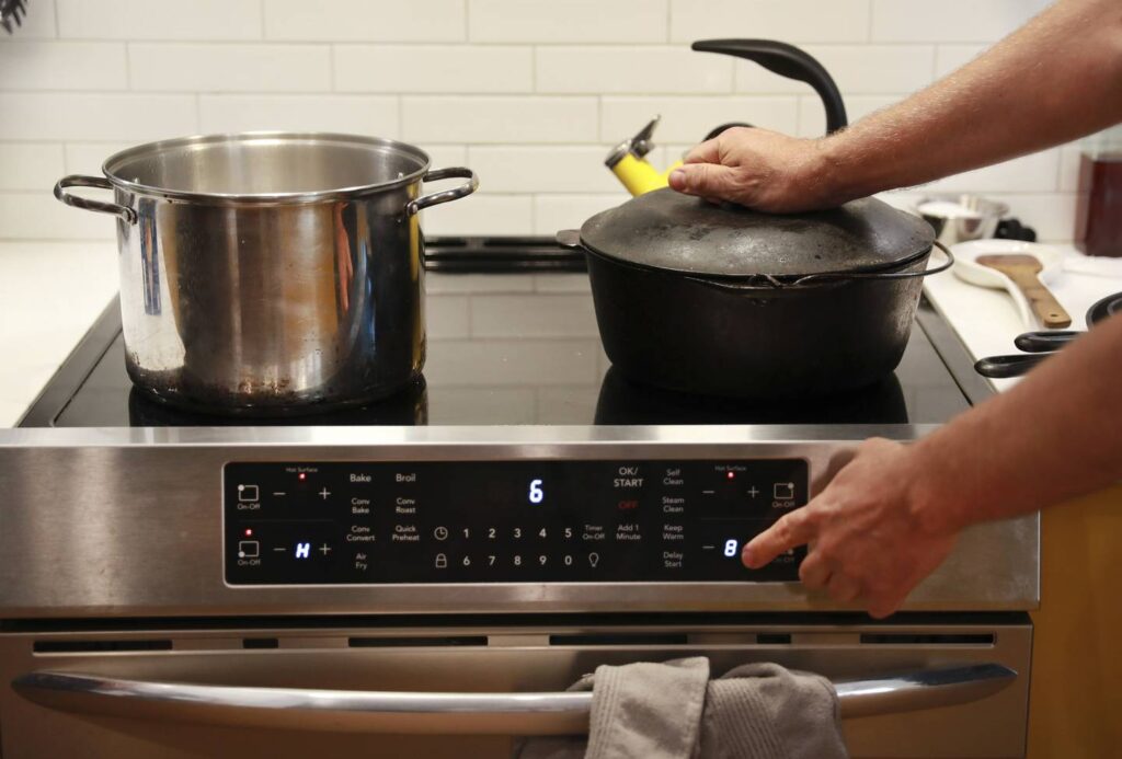 Chicago’s new weapon against climate change: A requirement that new homes be ready for easy installation of electric appliances